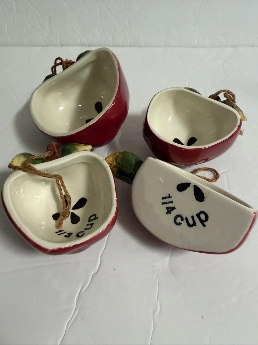 Apple-Shaped Ceramic Measuring Cups Set of 4 Vintage Kitchen Decor